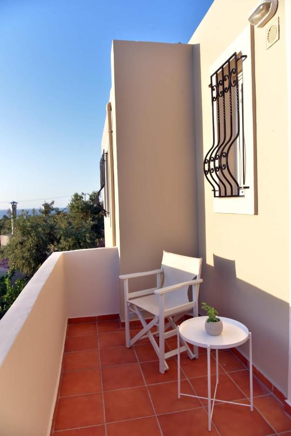 Villa Blue Vedere Gerani  Bagian luar foto